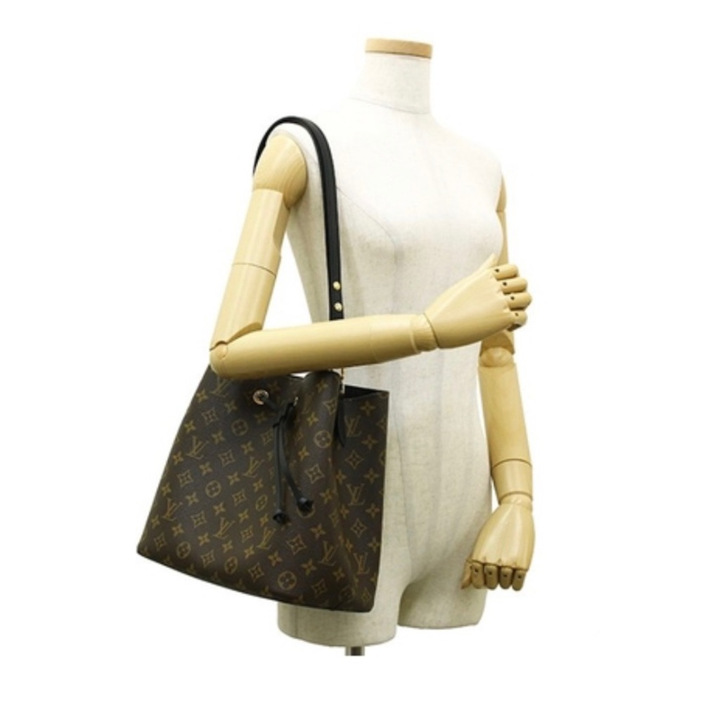 Louis Vuitton Bucket Bag